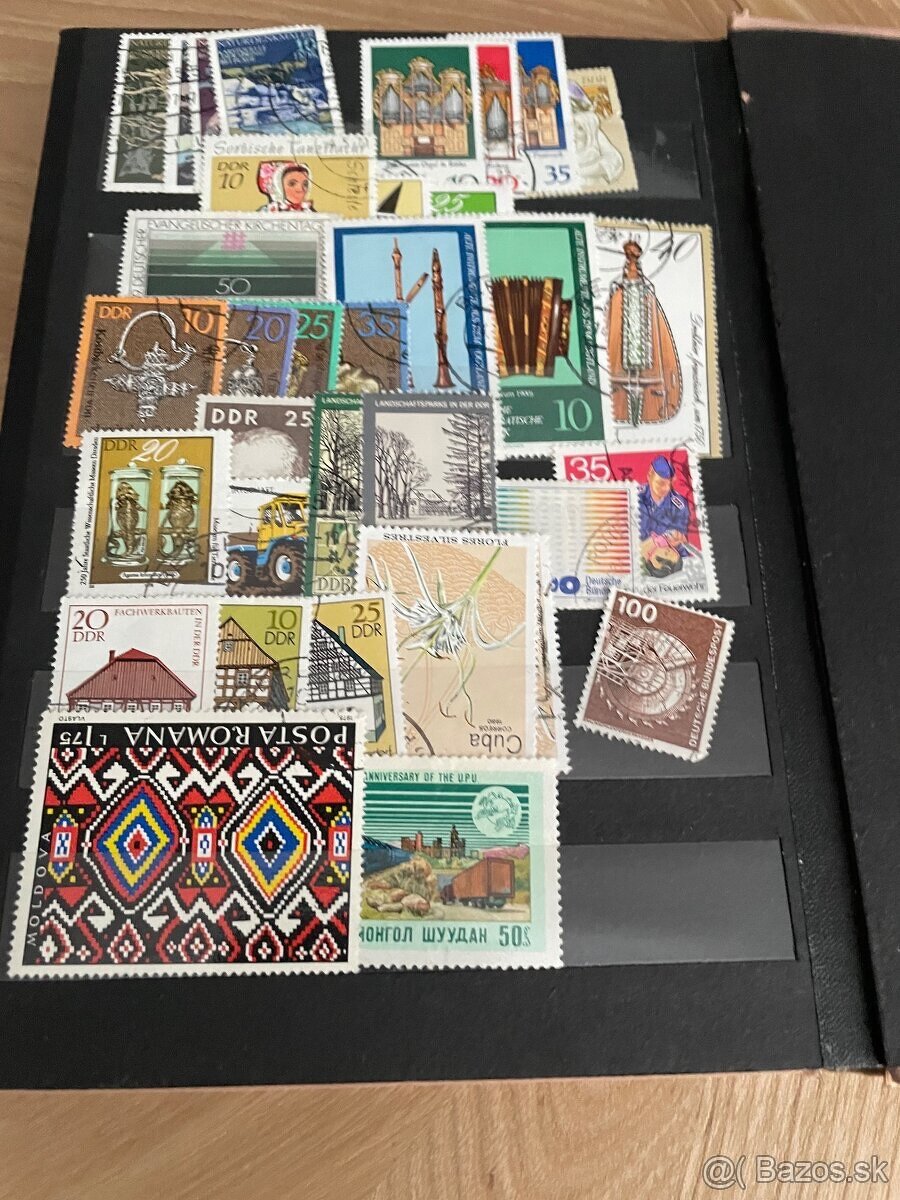Staré známky 2 albumy - 17