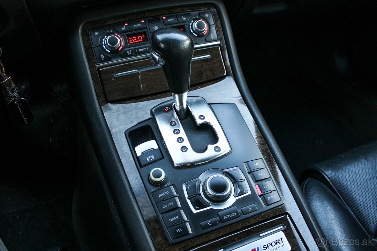 AUDI A8 4.2 V8 TDI QUATTRO TIPTRONIC - 17