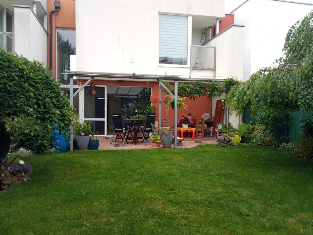 Pekný dom v atraktívnej lokalite Čierna Voda,iba 15 km od BA - 17