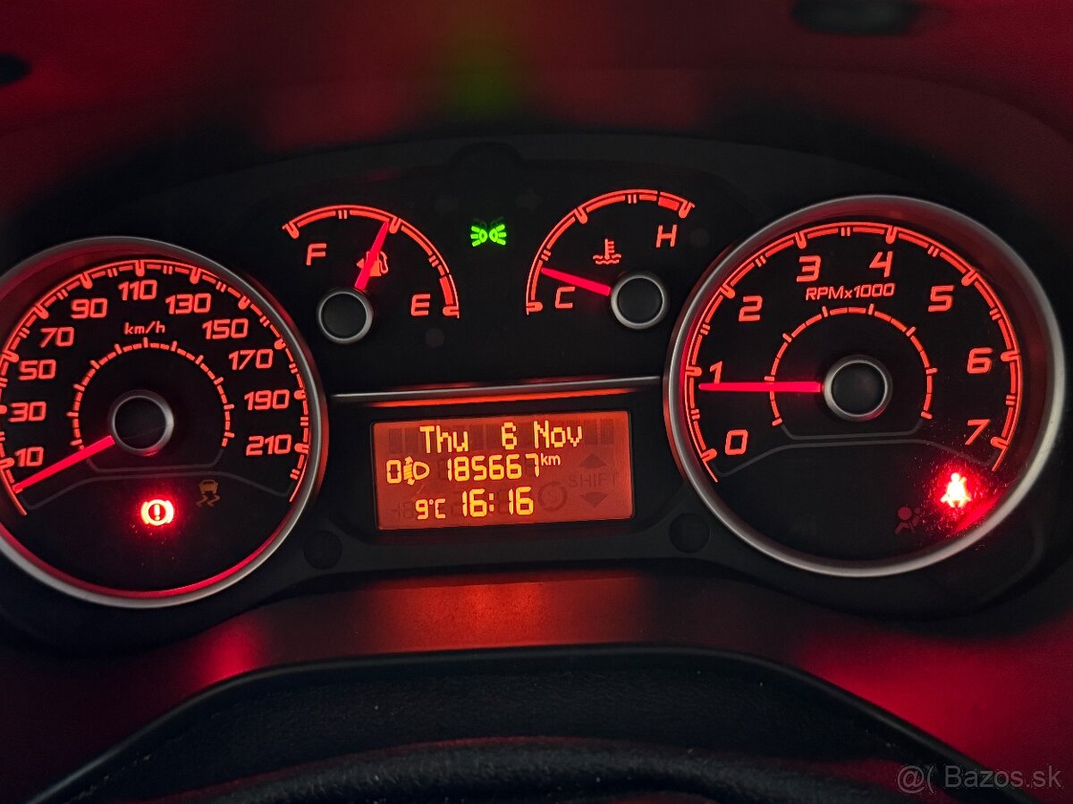 Fiat Doblo Cargo Max - 17