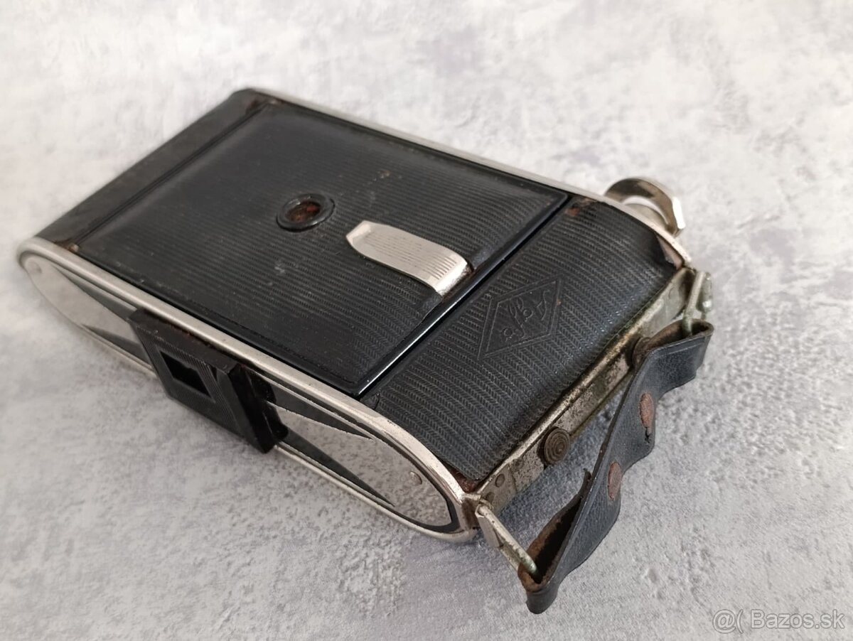 Historický měchový fotoaparát Agfa Billy Record - 17