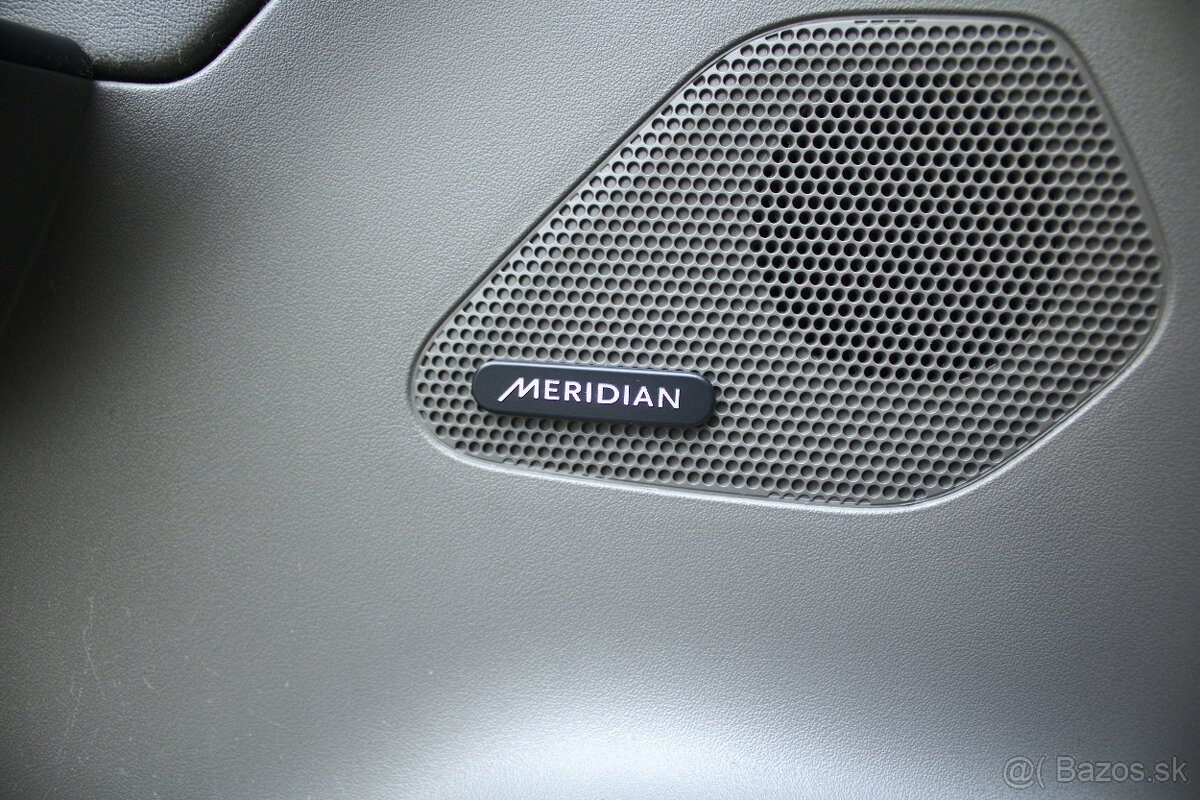 Jaguar F-Pace 2.0D 240k R-Sport AWD AT8 Odpočet DPH - 17