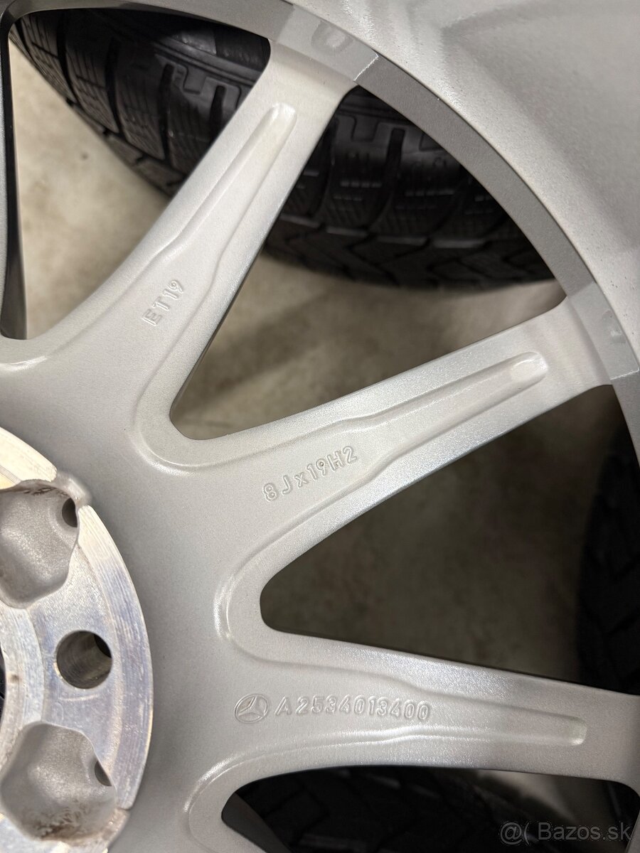 Zimná sada 5x112 R19 , 235/55/19 Mercedes Benz GLC 63S AMG - 17