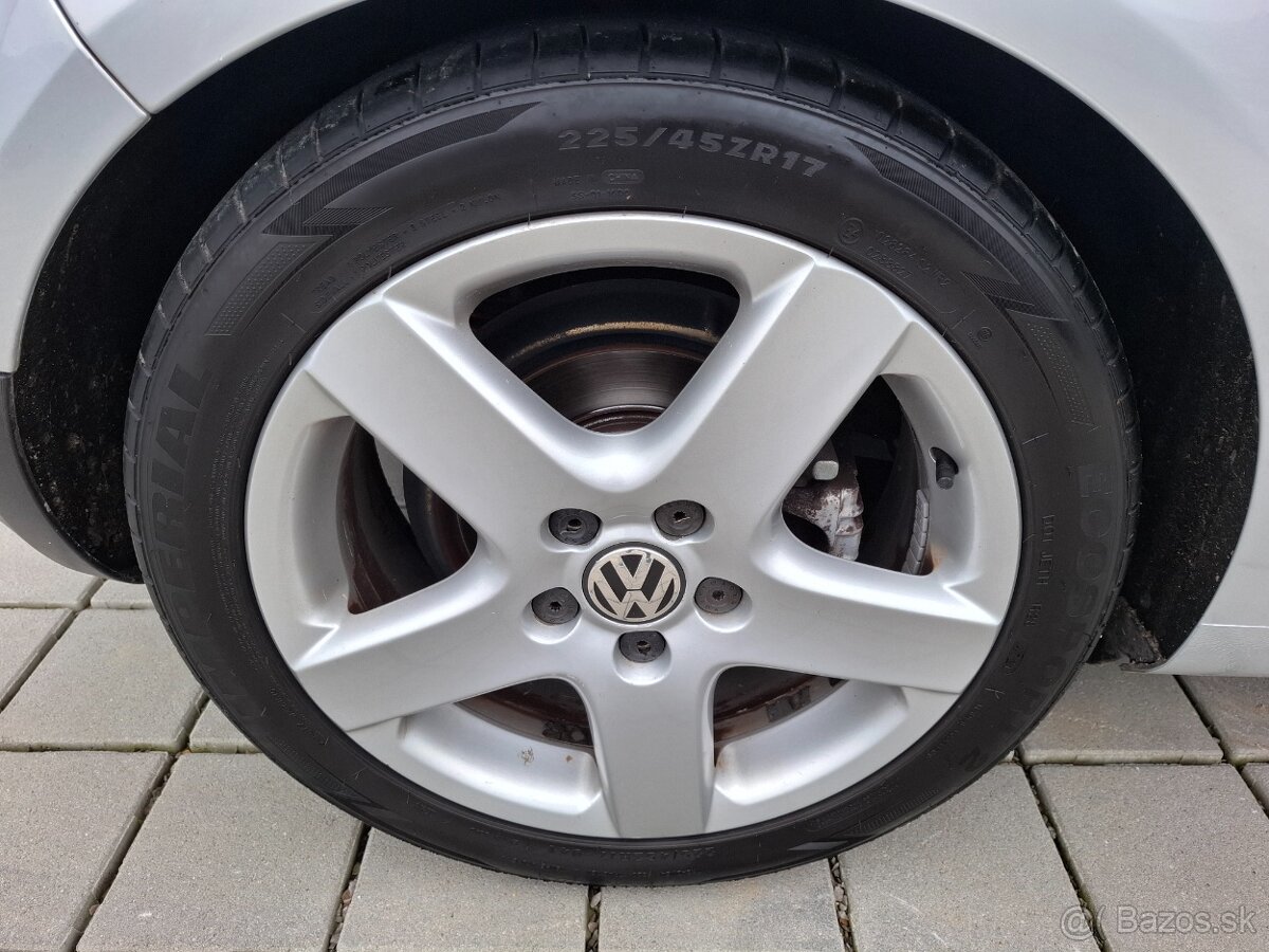VOLKSWAGEN GOLF 1.9 TDI GT EDITION M6 - 17