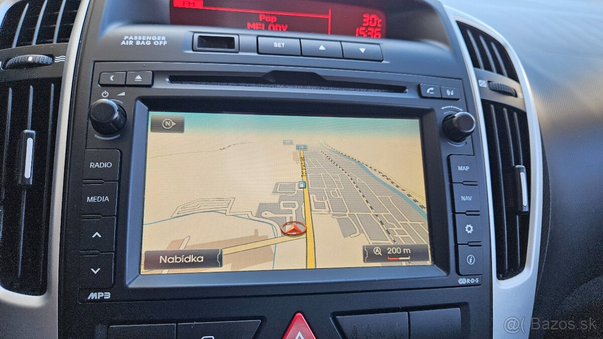 Kia Cee´d 1.6 CRDi VGT 115k TX ISG - 17