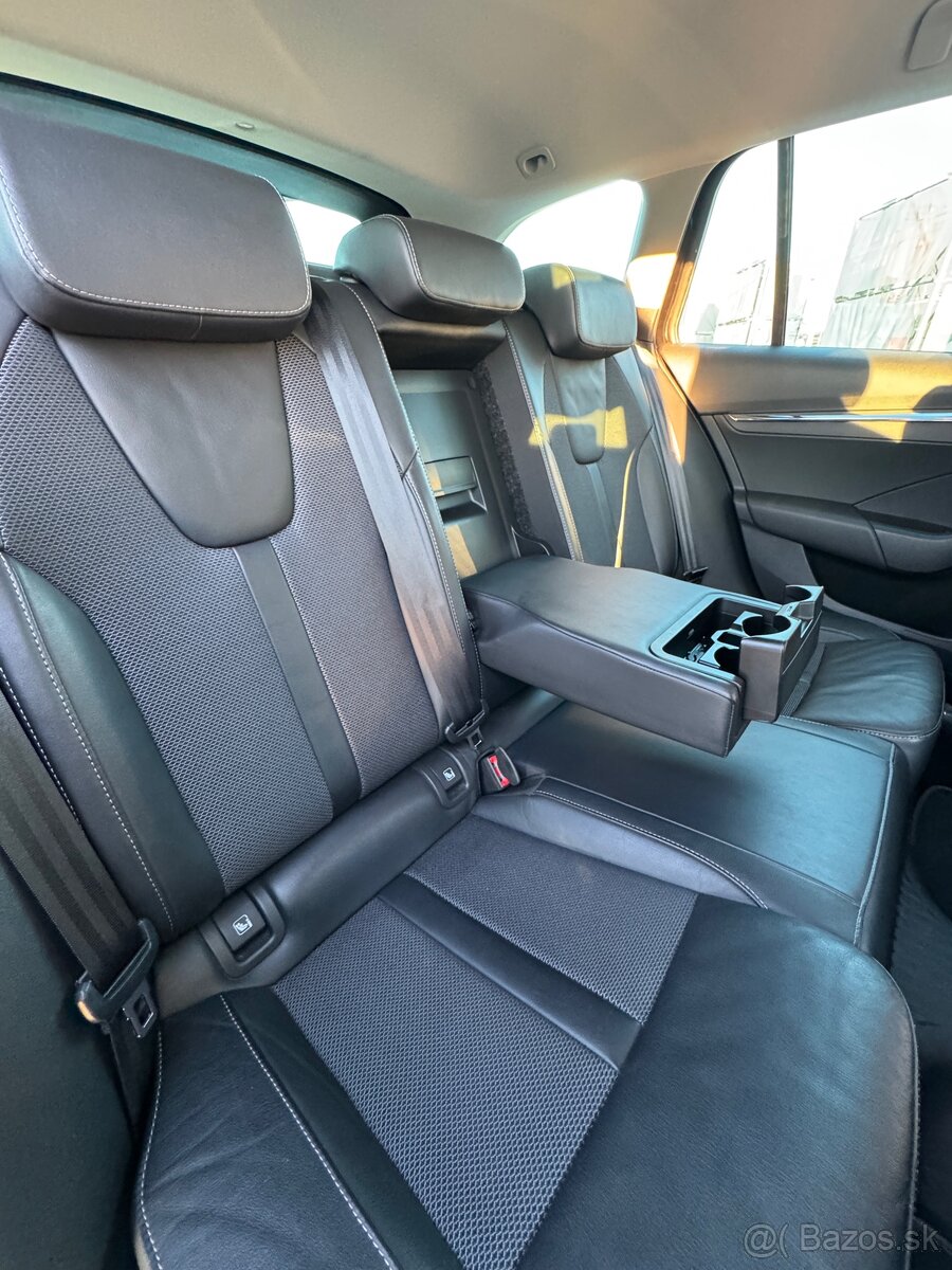 Škoda Octavia IV 2.0 TDI 110kW DSG – PLNÁ VÝBAVA - 17