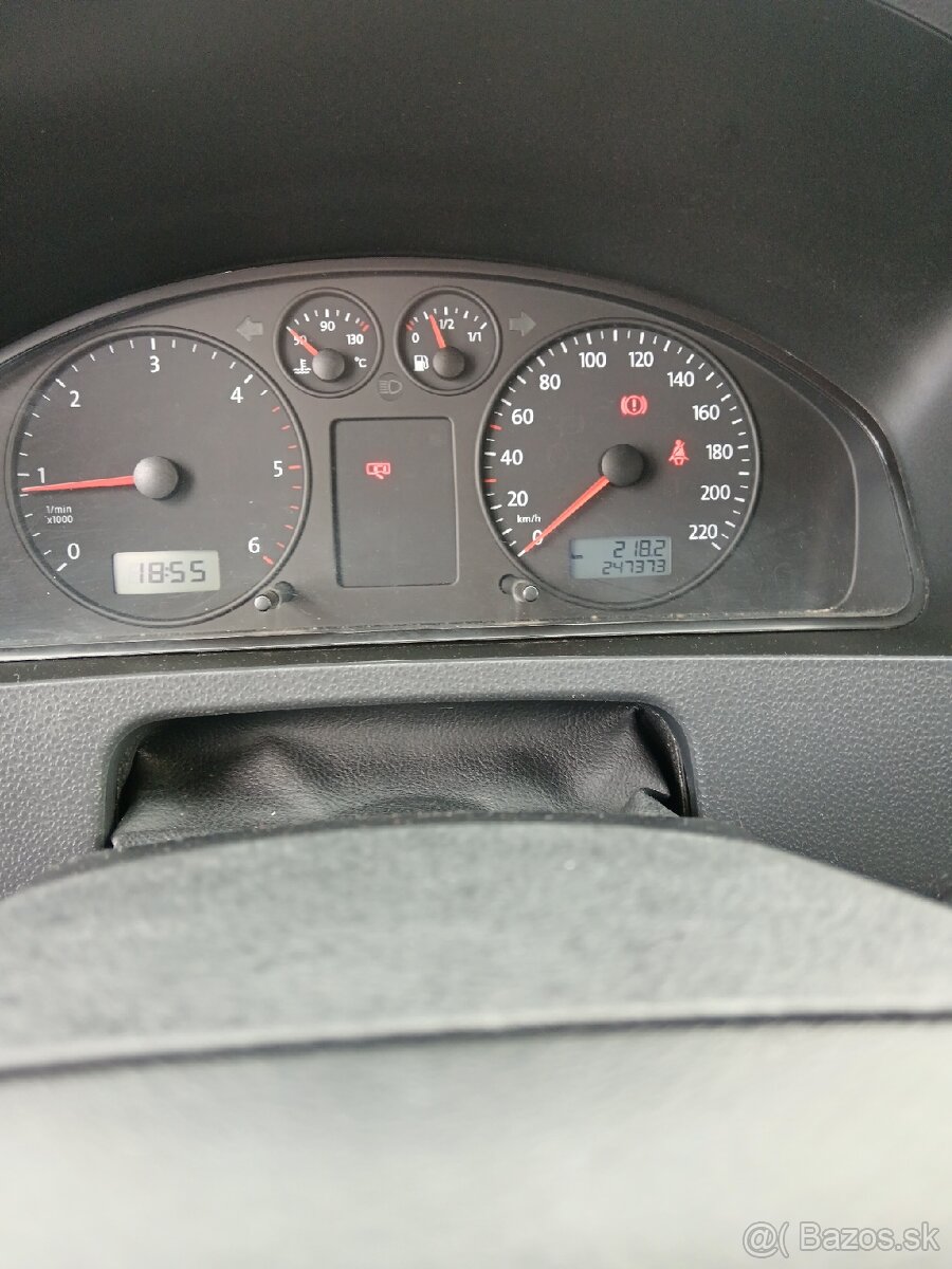 Predám dodávku vw transporter T5 77kw 1.9tdi - 17