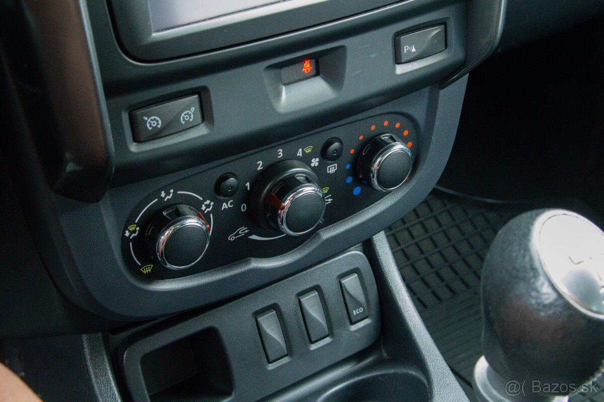 Dacia Duster 1.2 TCe 4x2 Arctica, PO SERVISE,NOVE STK - 17