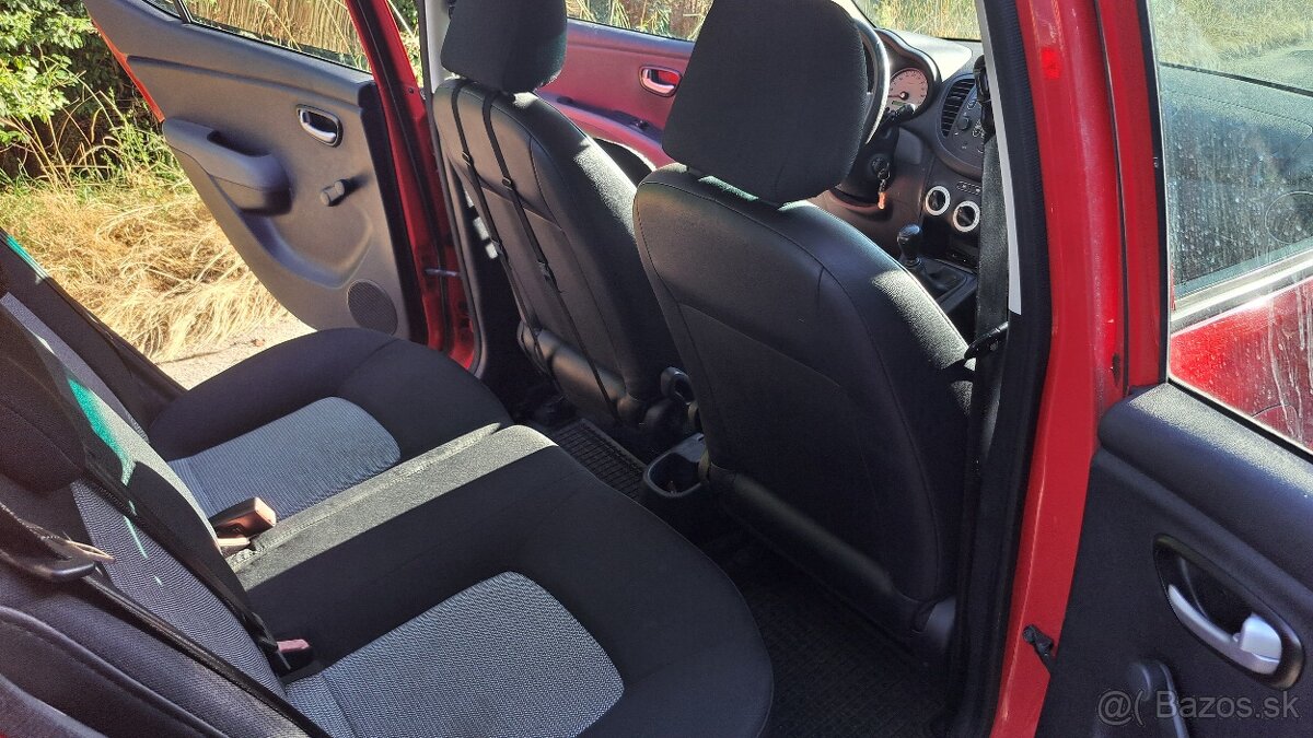 Hyundai i10 1.1i 48,5 kW | Rok 2010 | Prvý majiteľ - 17