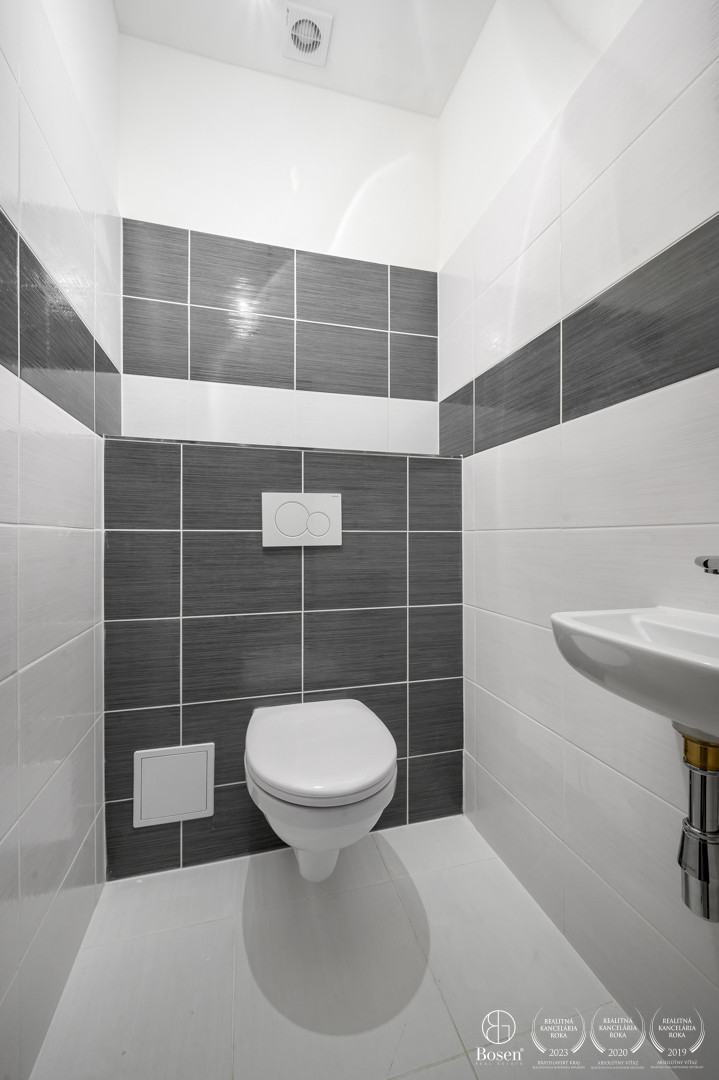 BOSEN | 3izb Rodinný dvojdom v štandarde a vlastným parkova - 17