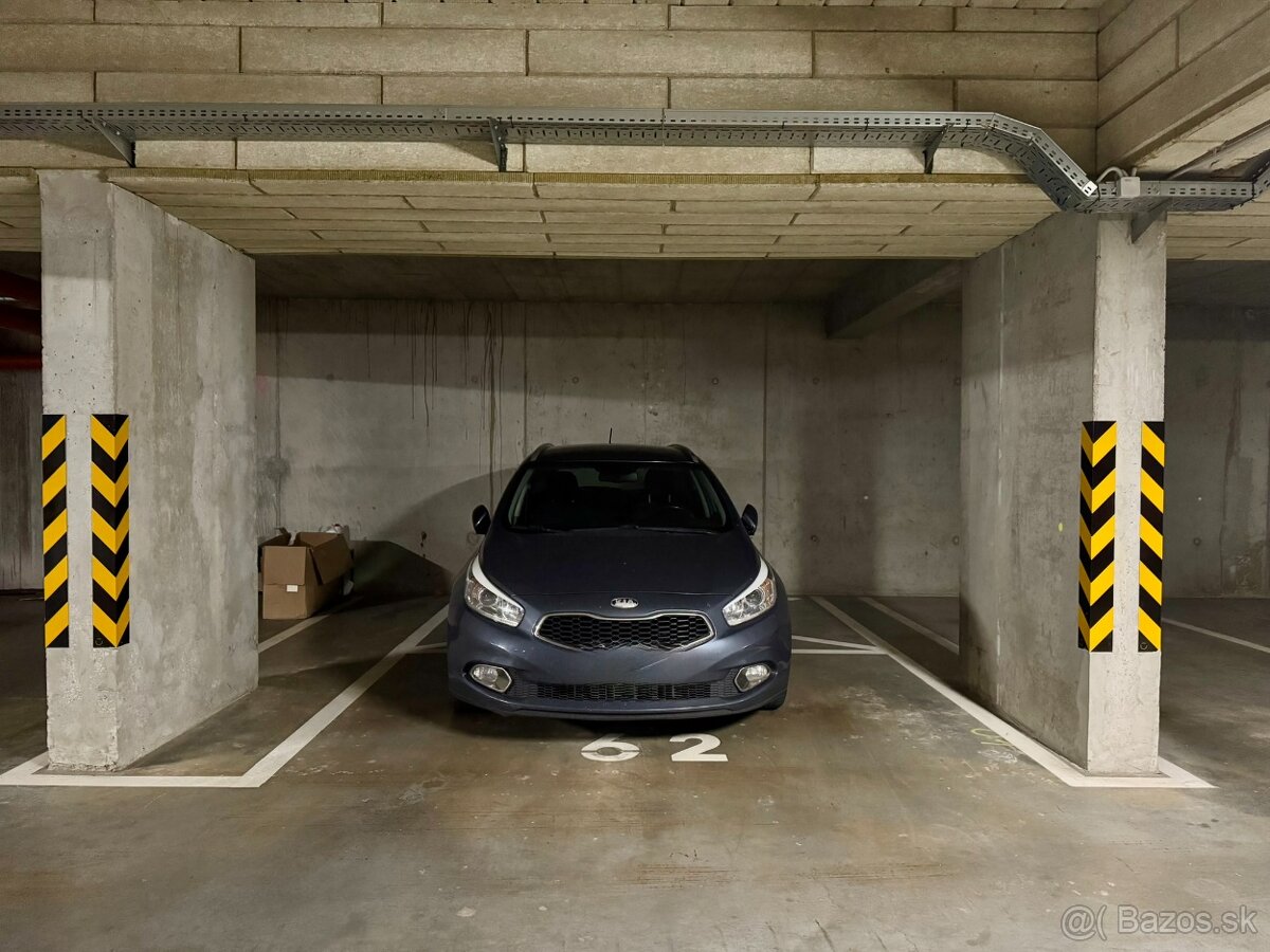 Na predaj priestranný 3-izbový byt s veľkou terasou MIKO - 17