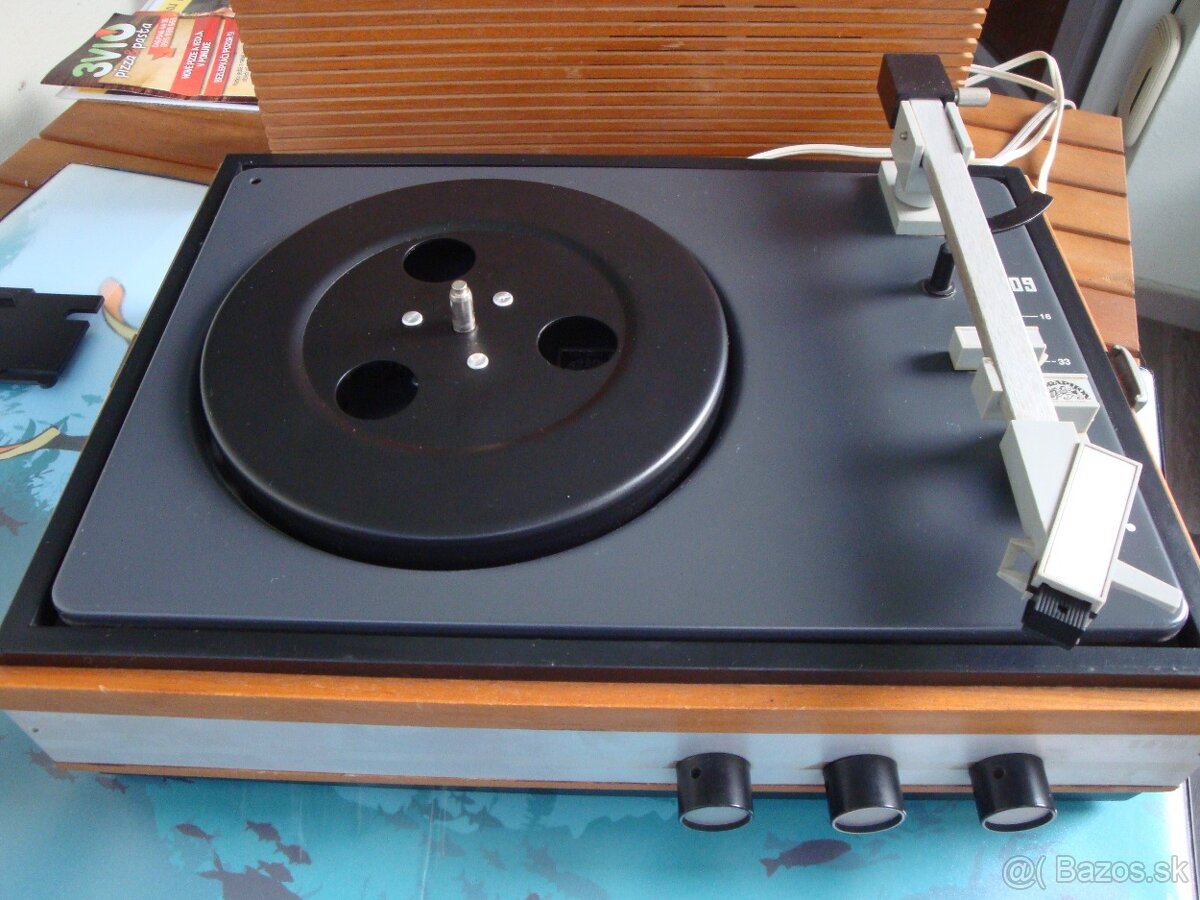 Tesla NC 300 + darcek Tesla HC09, Supraphon - 17