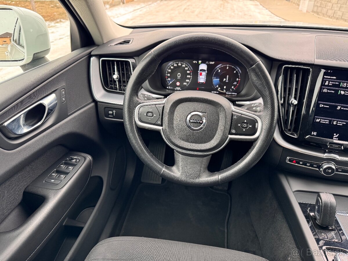 Volvo XC60 B4, A/T, monument, 2021, 133.500 km, LED - 17