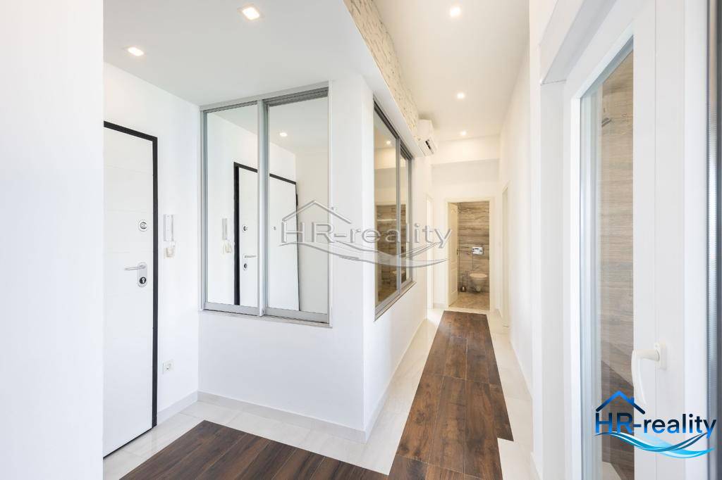 Krásny apartmán v Starej Novalji, 2 rada od mora - 17