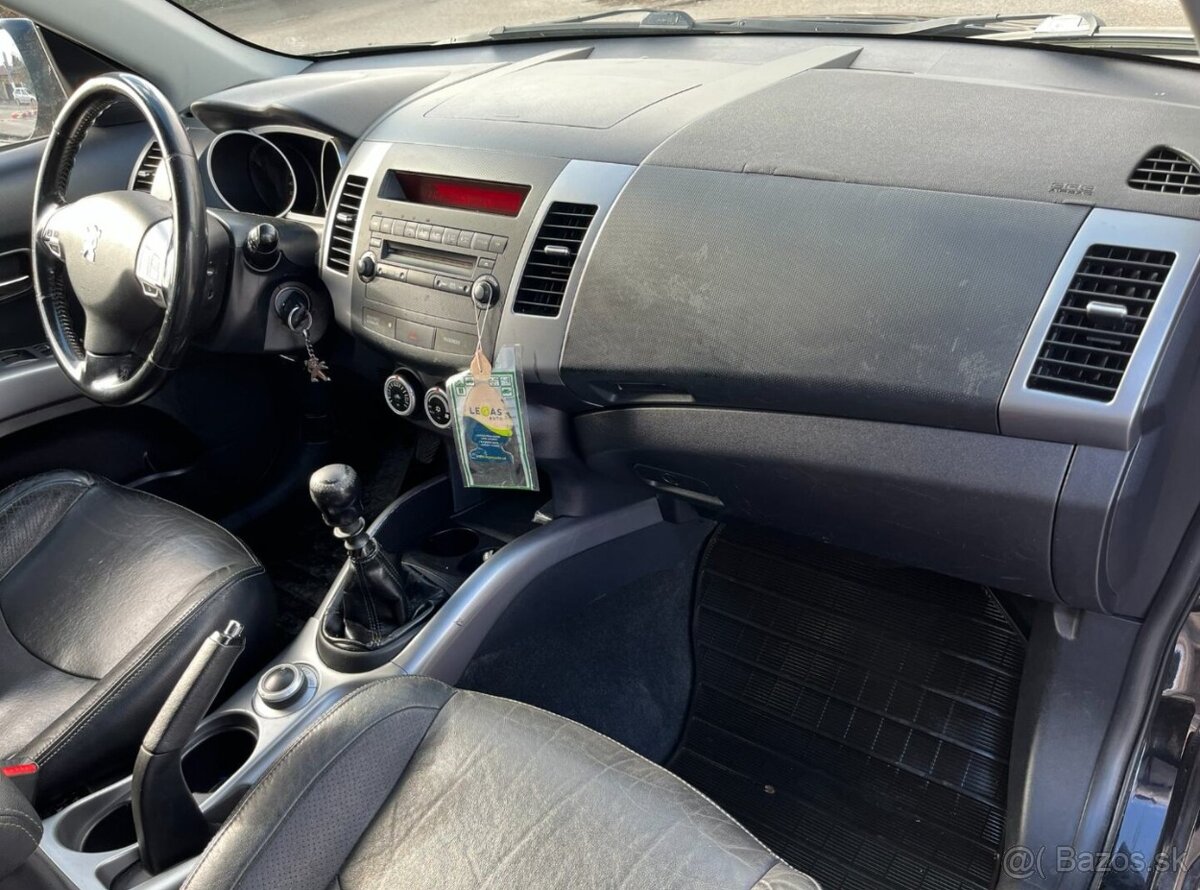 Pugeot 4007 2.2Hdi - 17