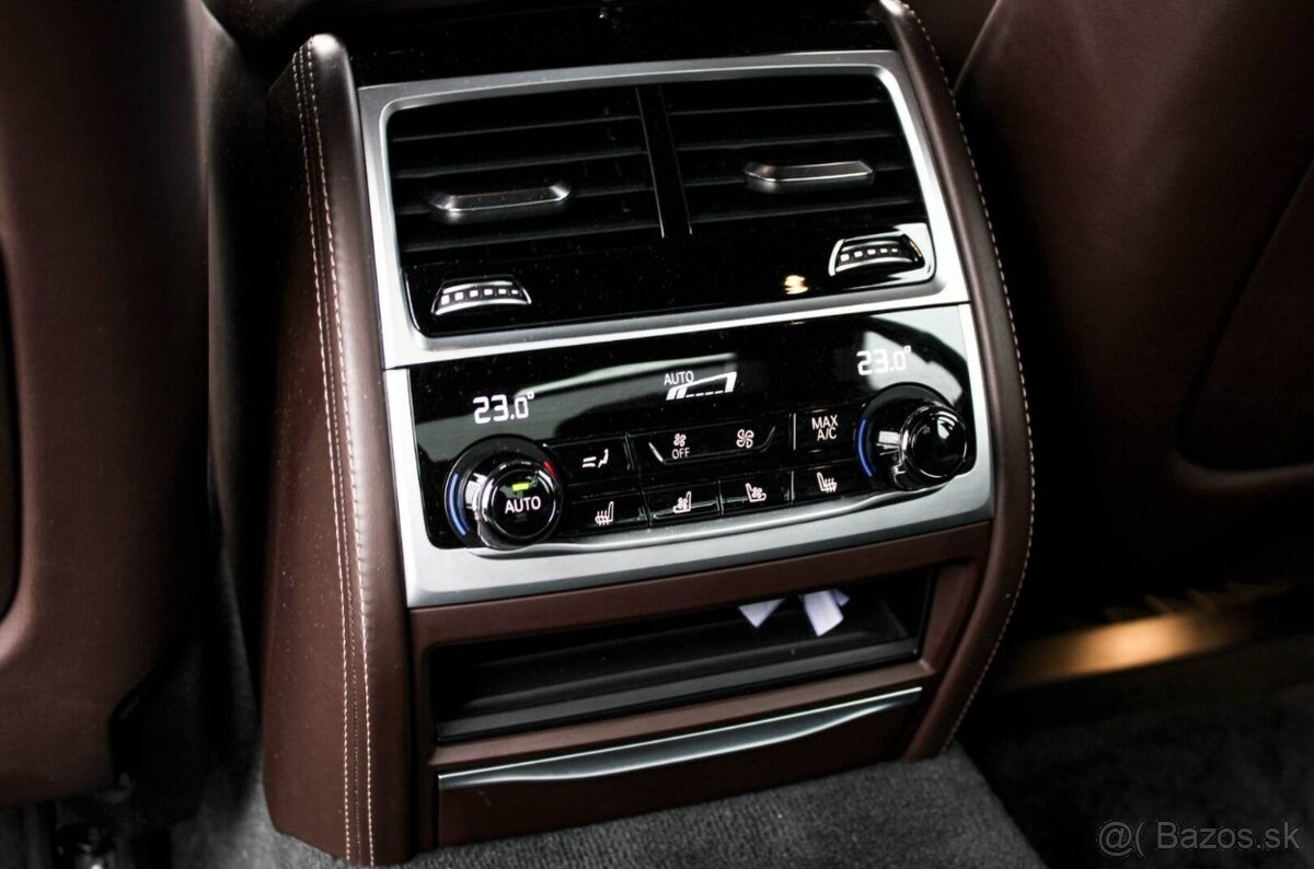 BMW 740Ld xDrive A/T 235kW G12 - 17