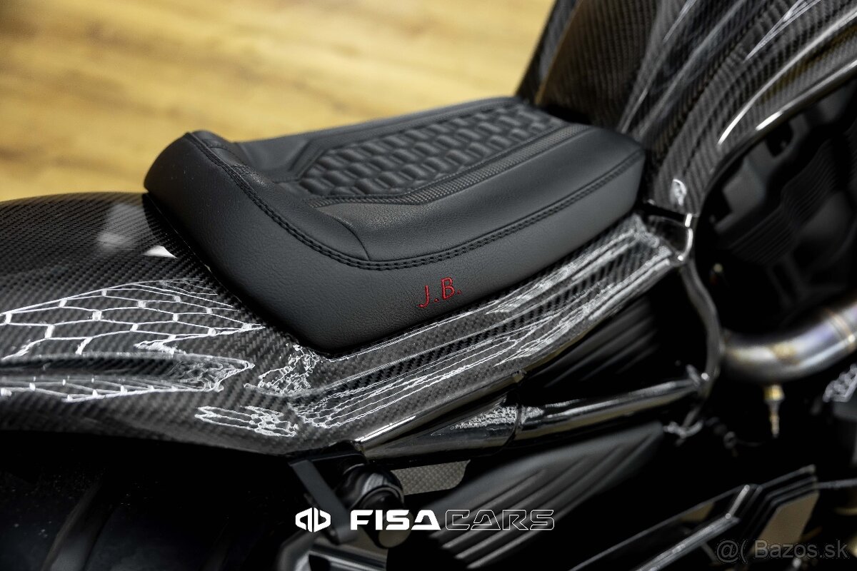 HARLEY DAVIDSON V ROD - 17