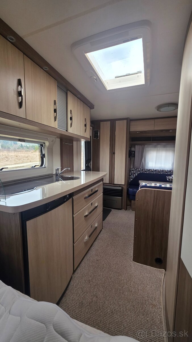 Obytny prives Hobby 440 SF - De luxe - 2017, predstan - 17