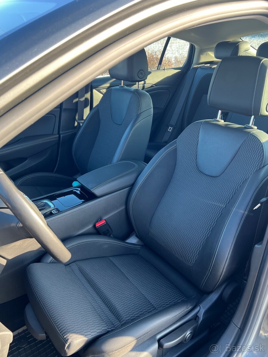 Opel Insignia 2.0CDTi A/T Innovation - 17