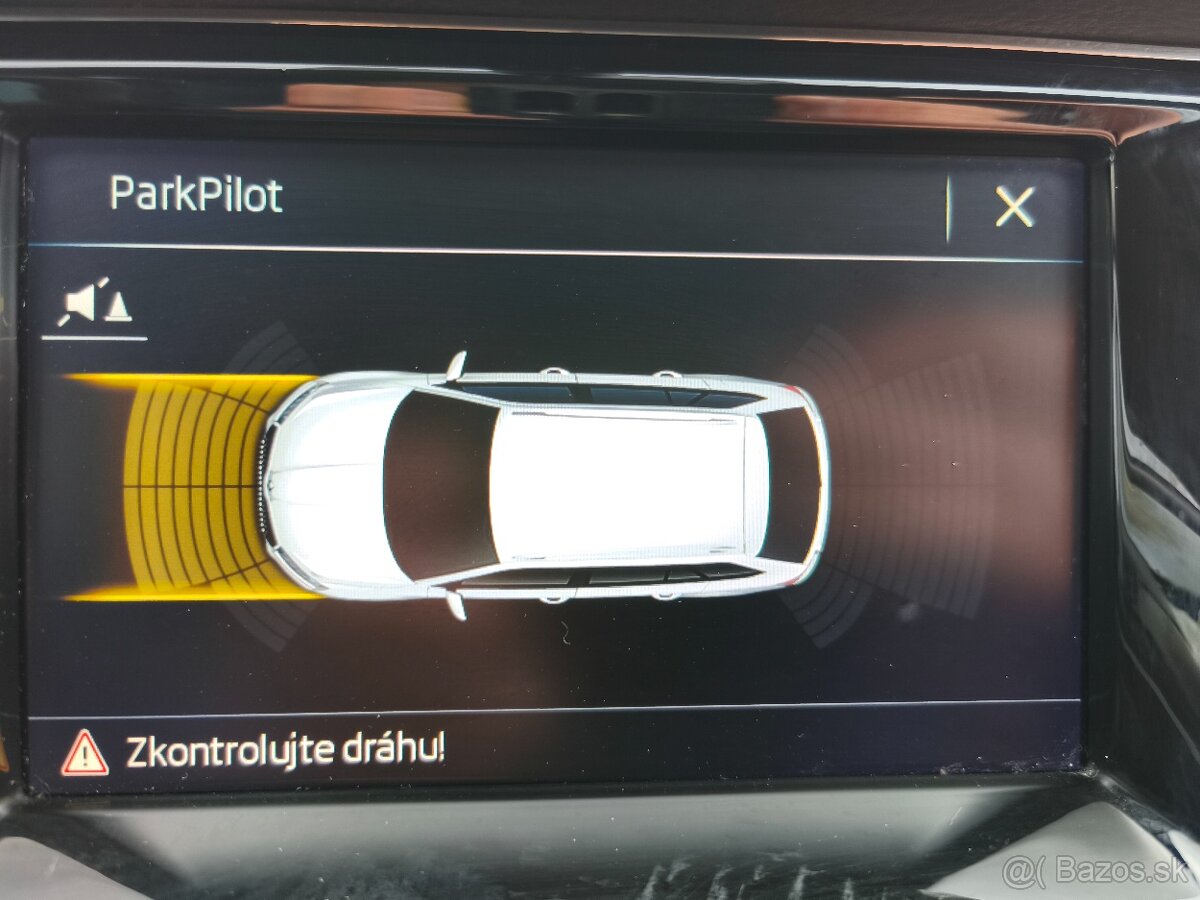 Škoda Fabia 1.0 TSI 2020 Navigace/senzory/servis - 17