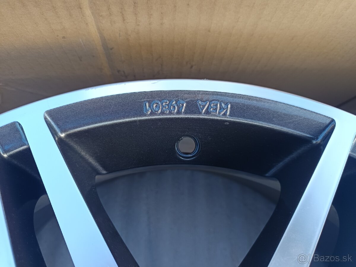 ALU R17 5x112 Audi VW Seat Škoda Mercedes - 17