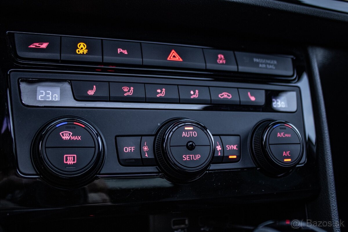 Seat Leon Cupra R ST 2.0 TSI 4Drive DSG / ODPOČET DPH / - 17