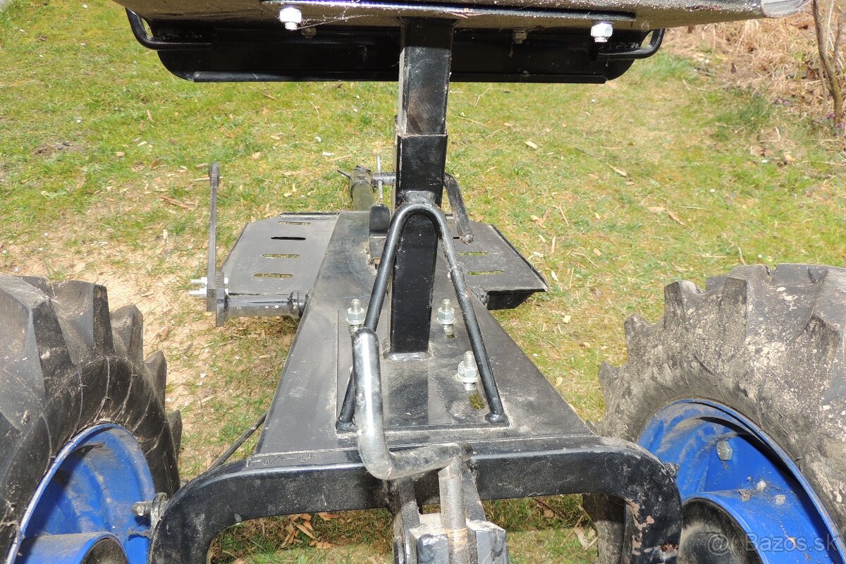 Nosič náradia za malotraktor Tecák - 17