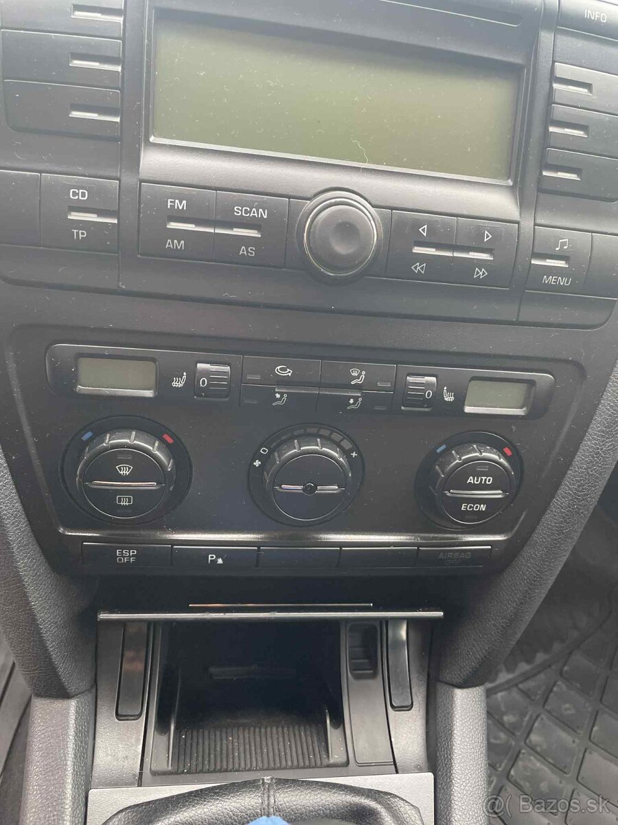 Zdravím mám na predaj Škoda Octavia 2 - 17