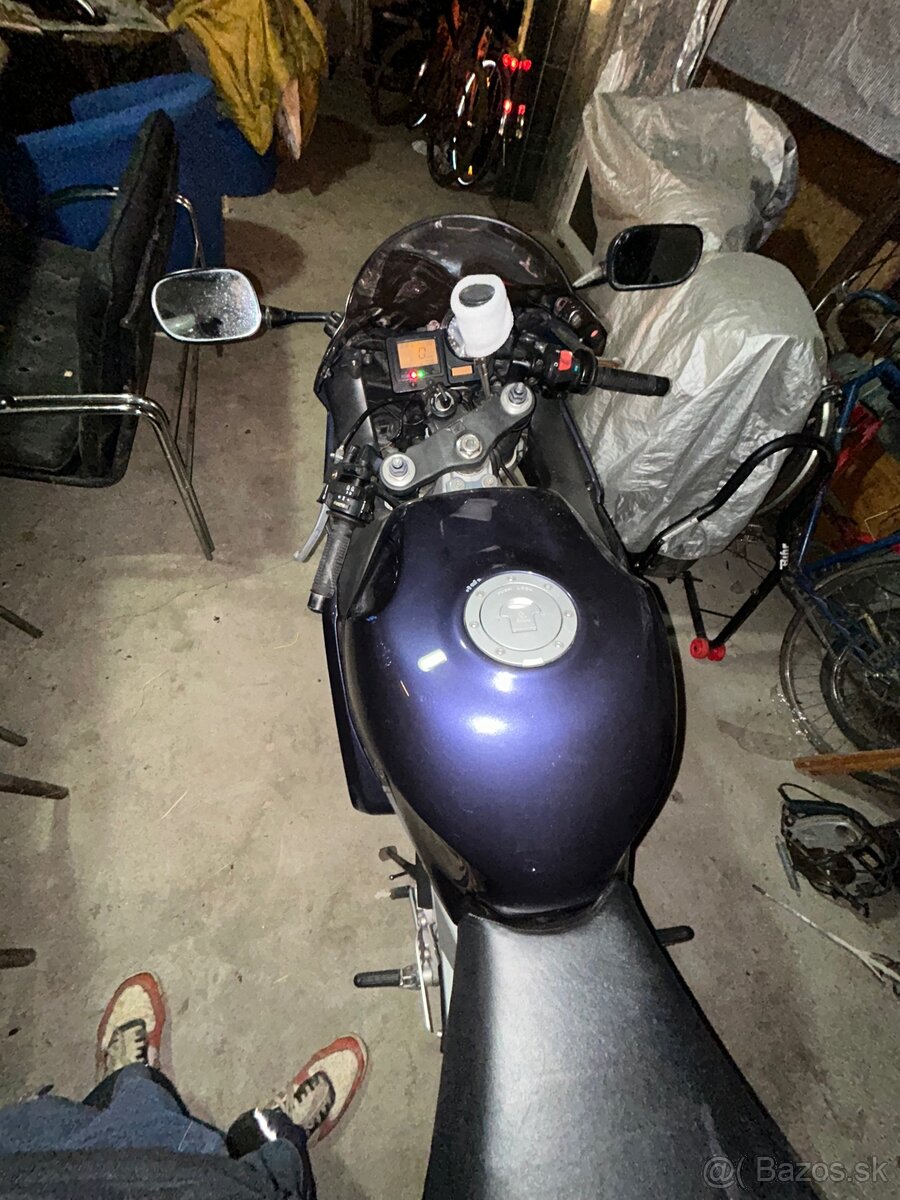 Predám Honda cbr929 rr 2001 - 17
