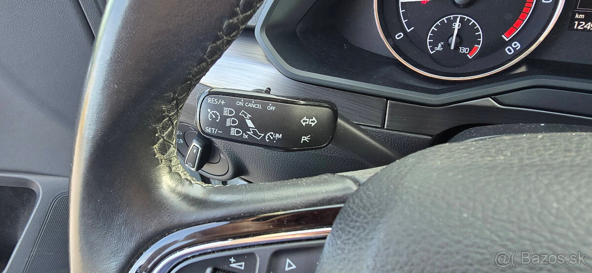 Škoda Superb kombi 2,0TDI 140kW Style DSG 3/2017-125.000km - 17