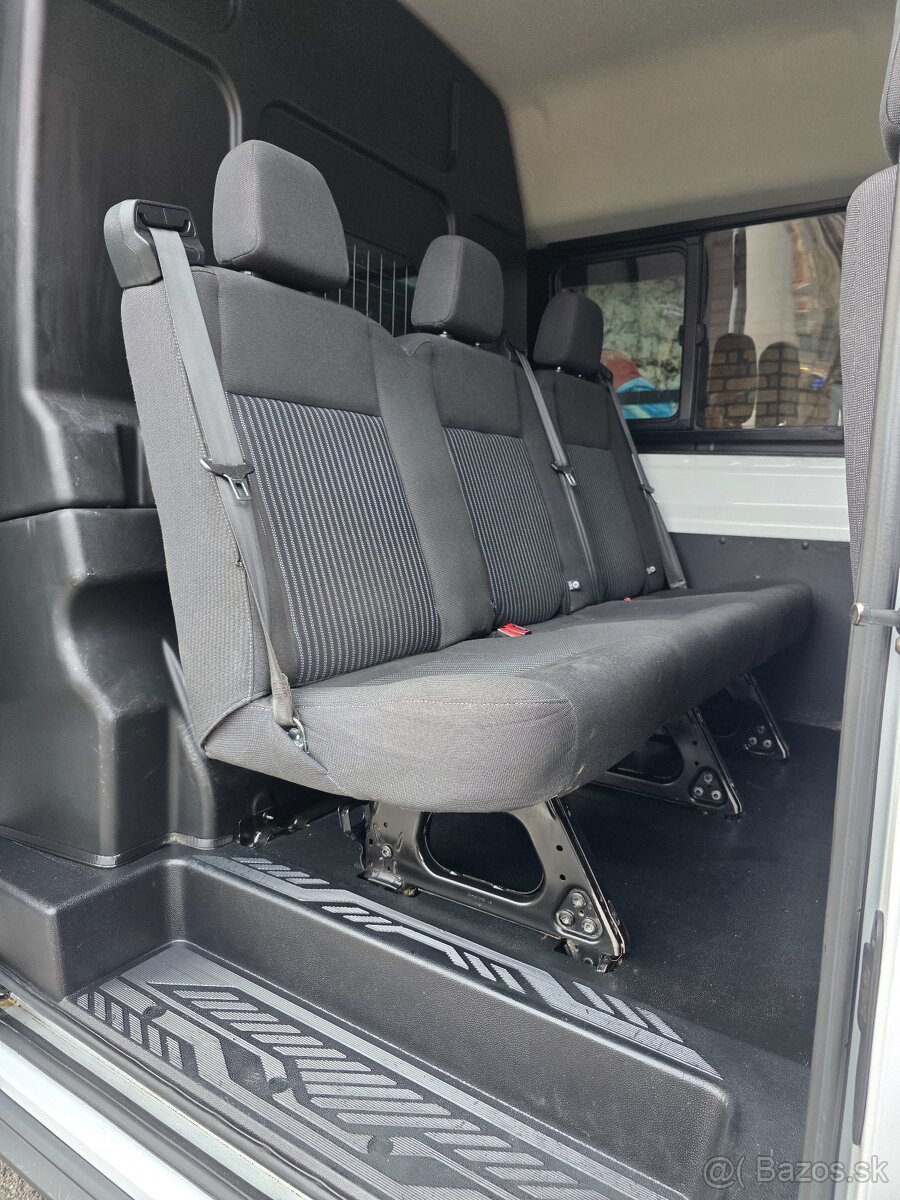 Ford Transit 2,0 TDCi 4X4 6-Miestne L3H2 - 17