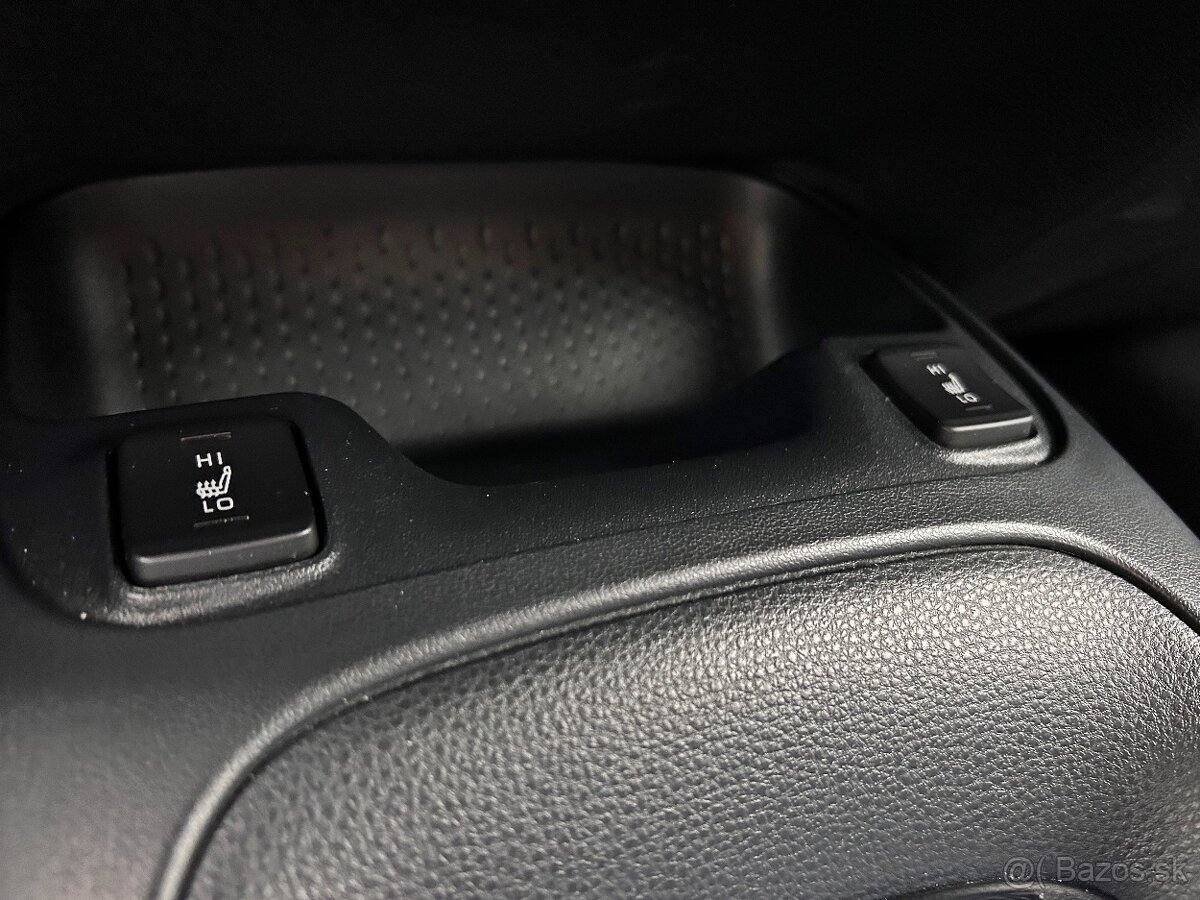 Toyota Corolla 1.8 Hybrid e-CVT Comfort - 17