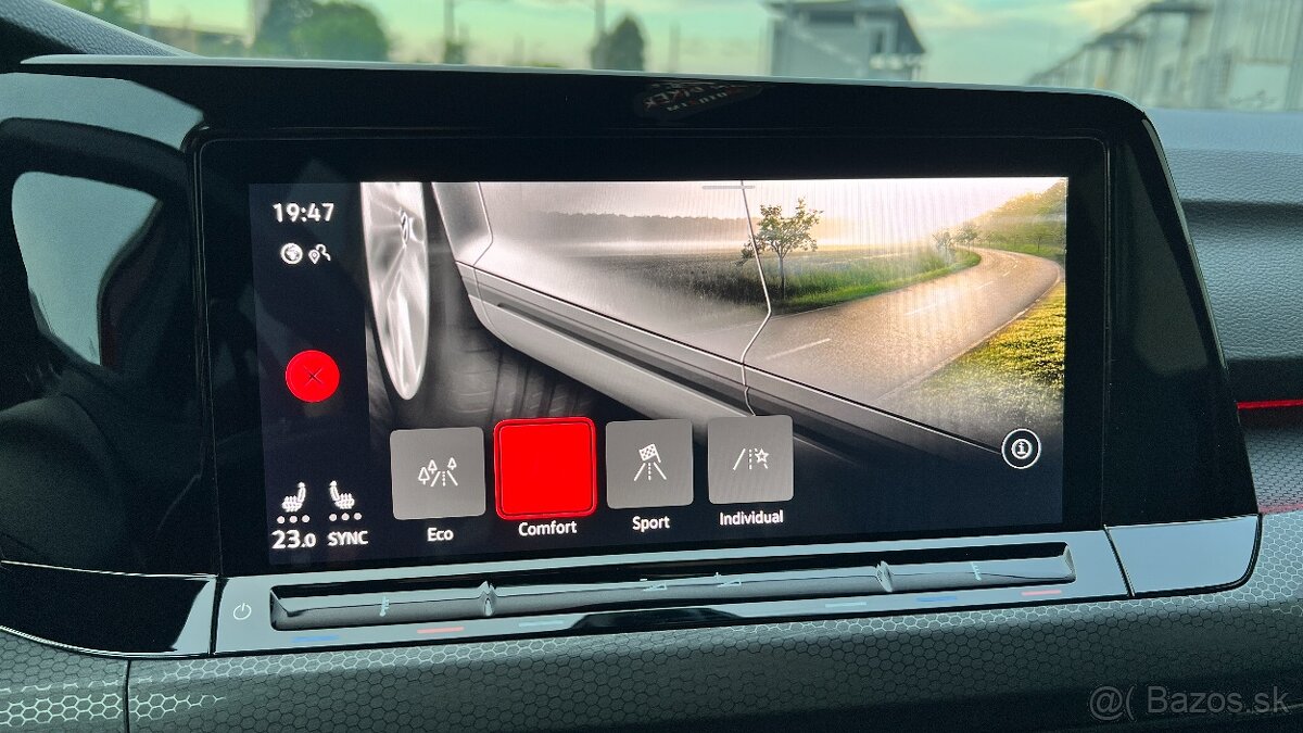 VW Golf 8 GTI 2,0 TSI DSG - 17