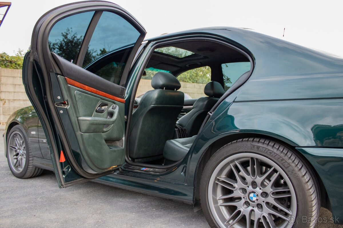 BMW M5 5.0 V8 Manual Individual - 17