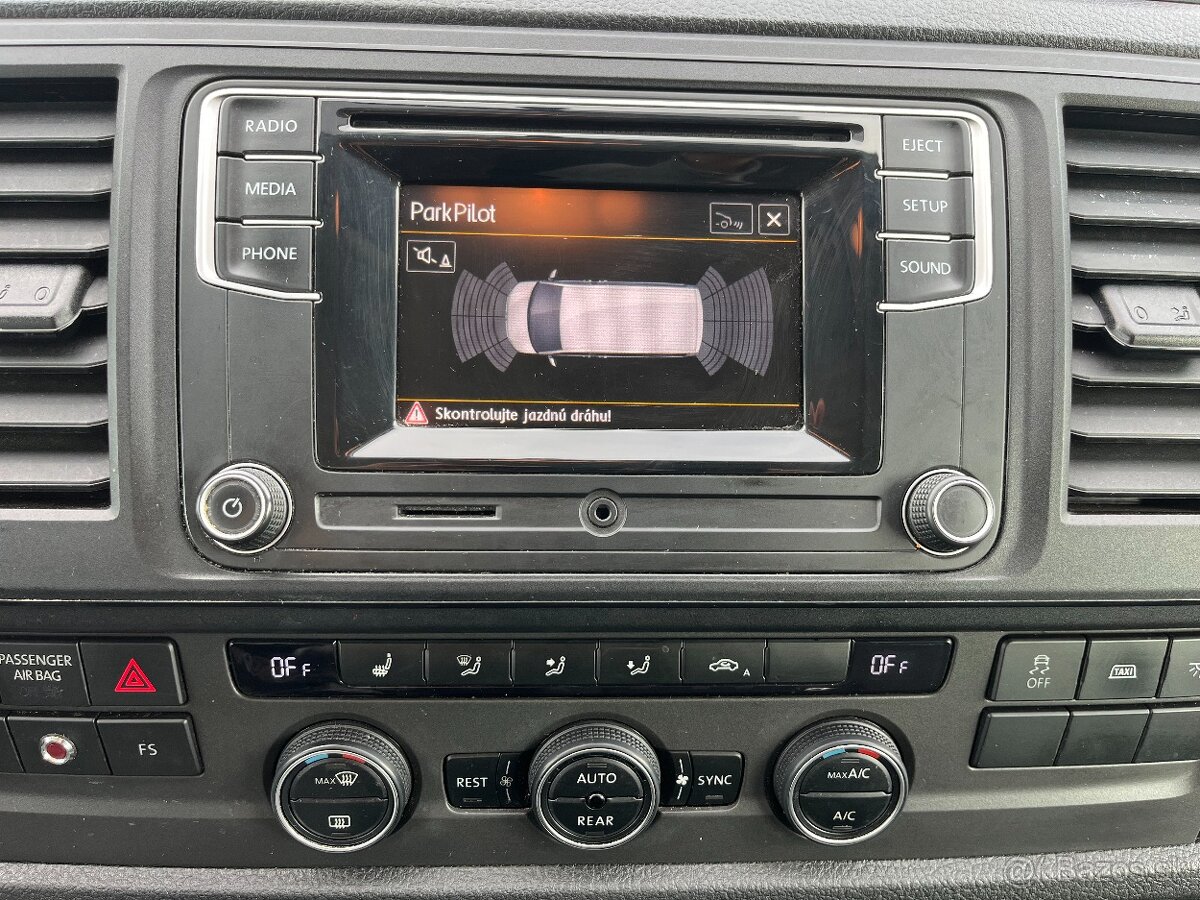 Volkswagen Caravelle Bus T6 - 17