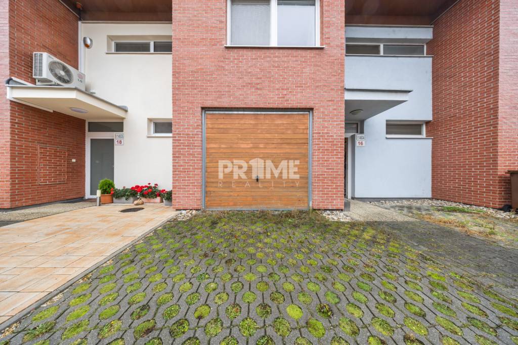 MODERNÝ 4i RD, TERASA, ZÁHRADA, TERASA, GARÁŽ, Čakanková uli - 17