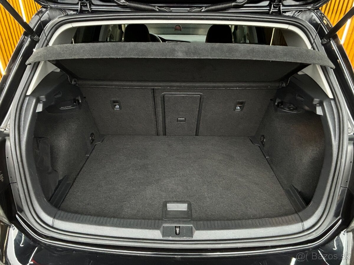 Volkswagen Golf 1.5 TSI ACT DSG - 17