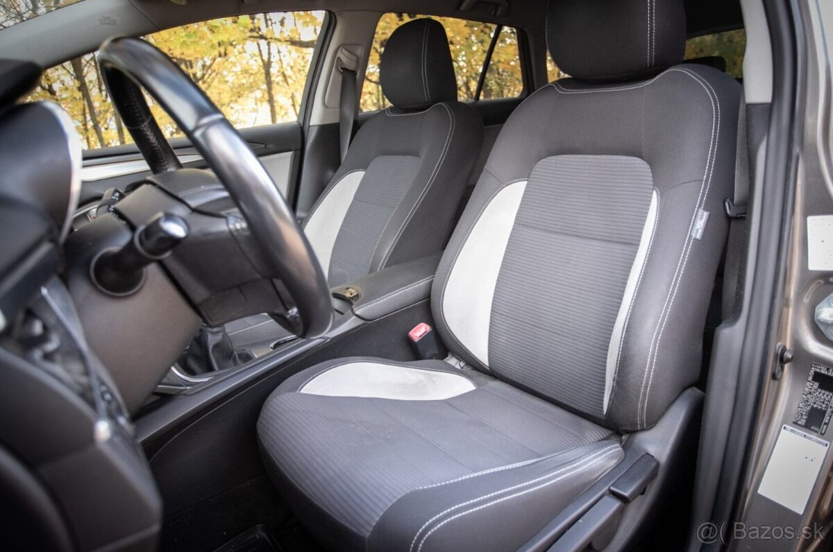 TOYOTA AVENSIS Combi 2.0 105kW 2017 - 17