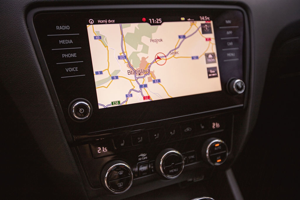 Škoda Octavia 2.0 TSI Ambition DSG - 17