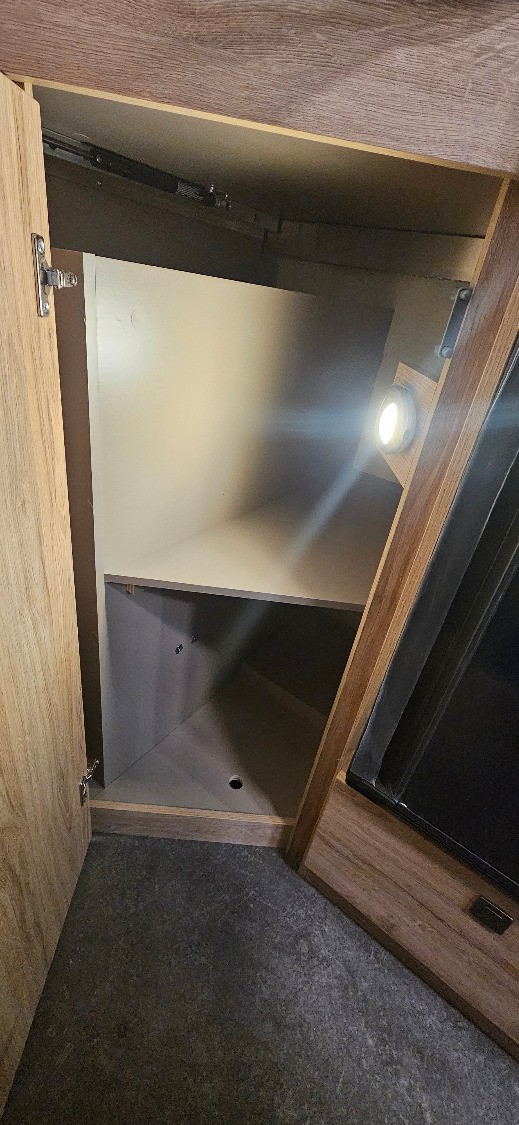 Karavany a obytné autá Euramobil - 17