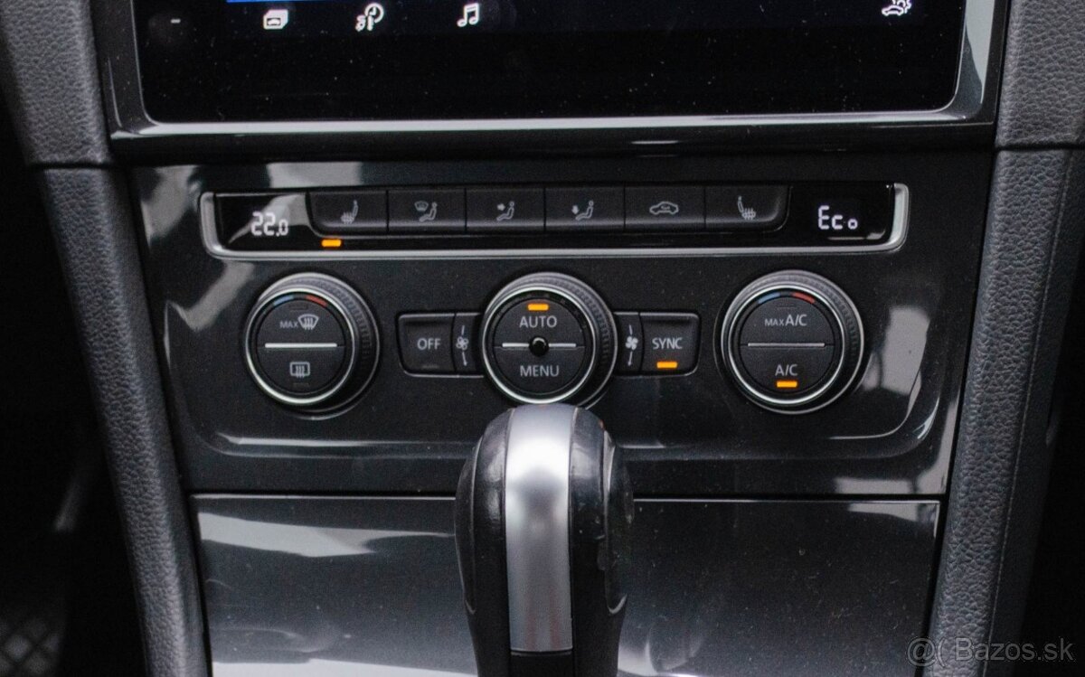 Volkswagen Golf e - 17