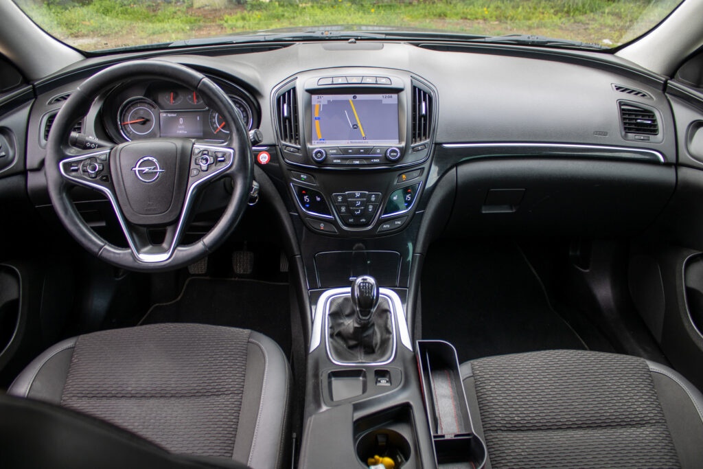 Predam Opel Insignia Combi Sports Tourer Inovation - 17