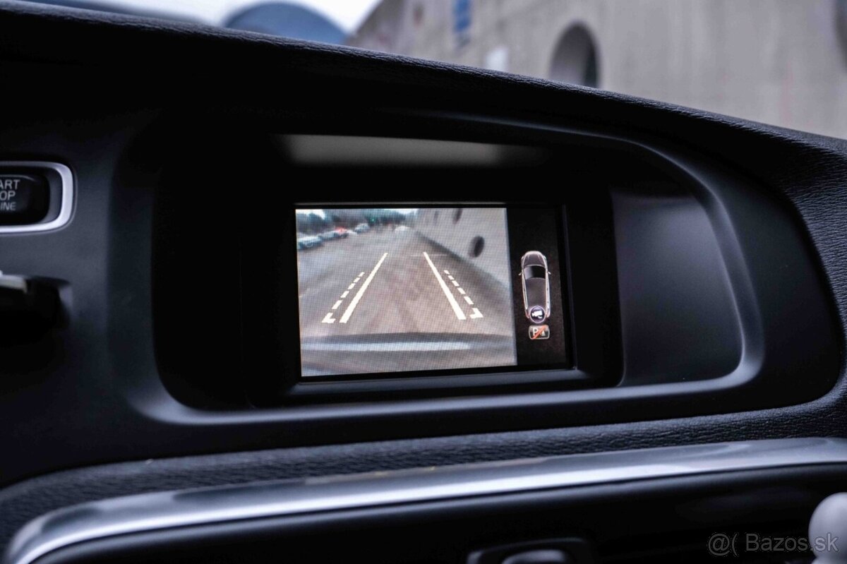 Volvo V40 T2 1.6L Momentum - 17