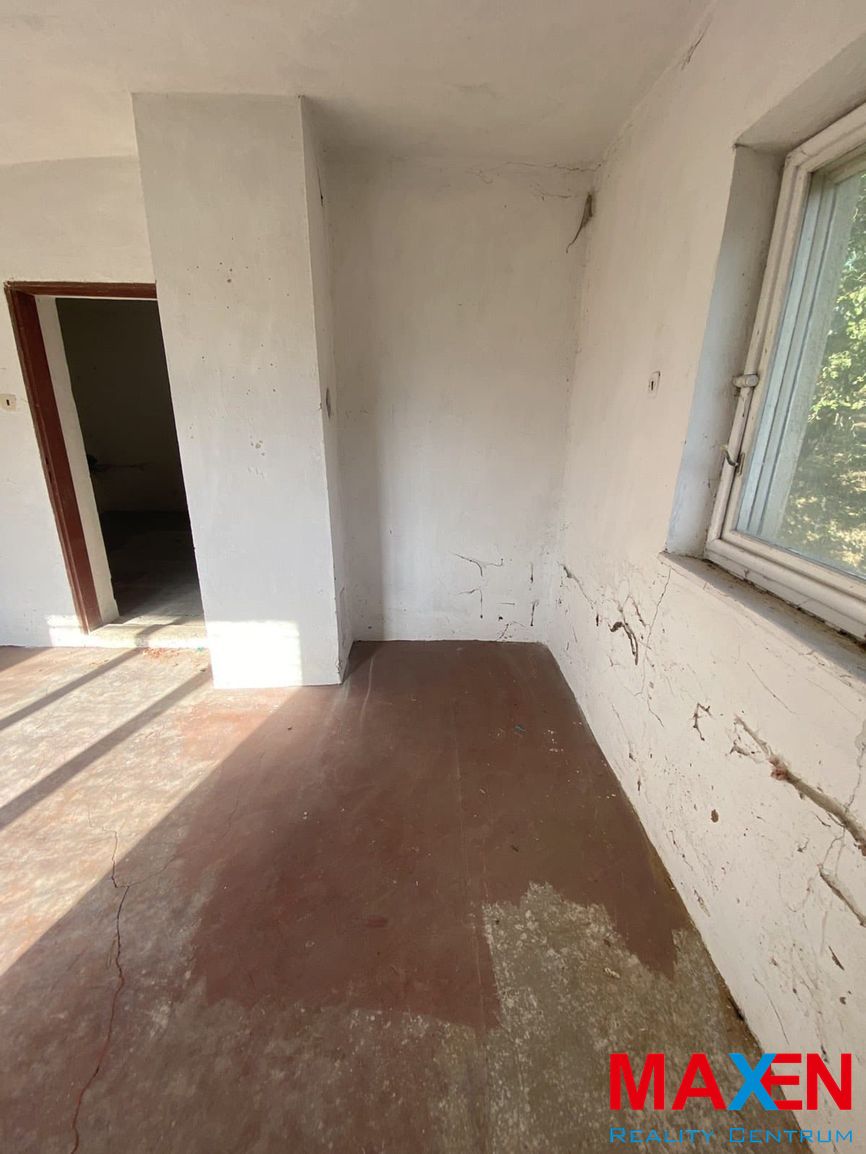 Predaj : EXKLUZÍVNE MAXEN Záhradná 2-podlažná murovaná ch - 17