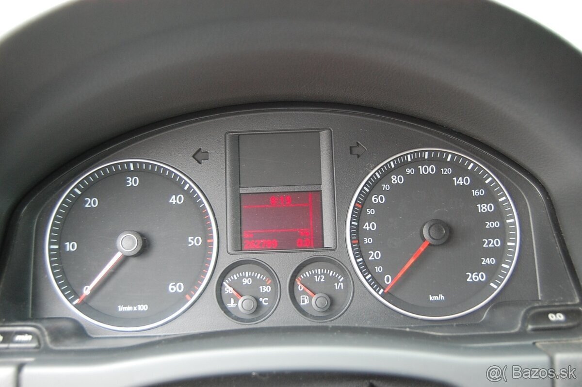 Volkswagen Golf Plus 1.9 TDI AT - 17