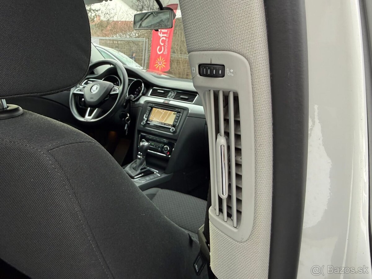 Škoda Superb Combi 2.0 TDI CR 140k Elegance DSG - 17