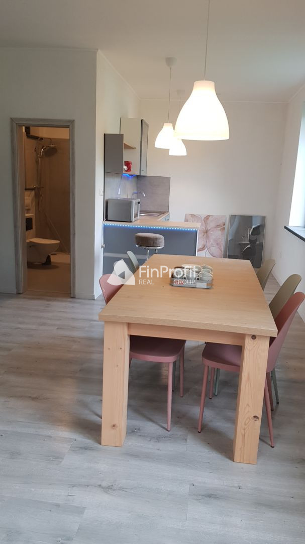 Predám budovu so 7 apartmánmi vo výstavbe vo Vyhniach. - 17