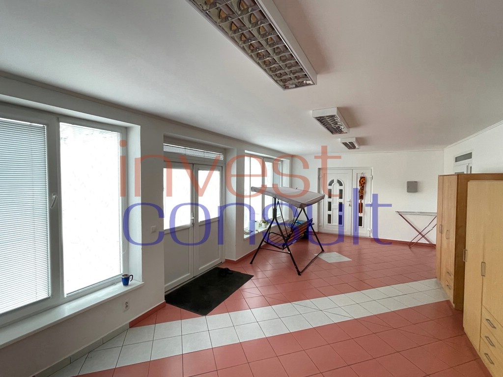 2278 NA PREDAJ V KOMÁRNE KOMPLEX BUDOV - 17