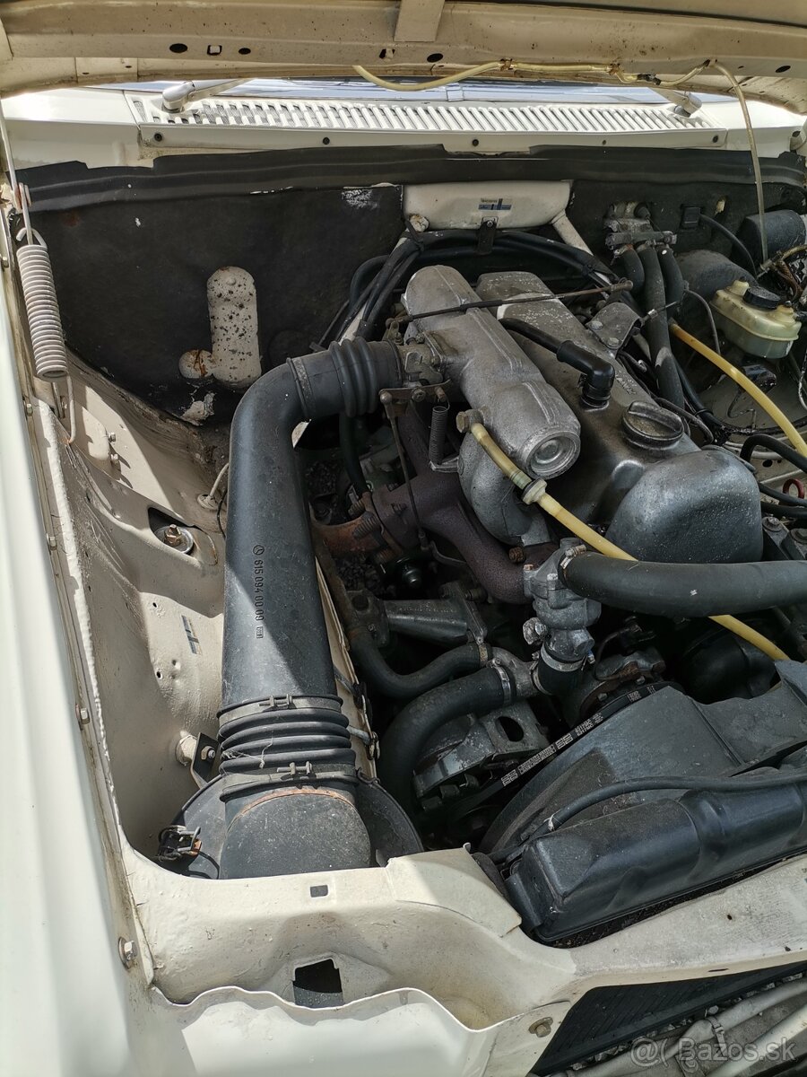 MERCEDES BENZ W115, 240D,1974 - 17