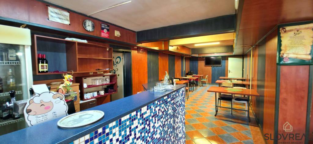 SLOVREAL - Predaj rodinného domu - Handlová - 17